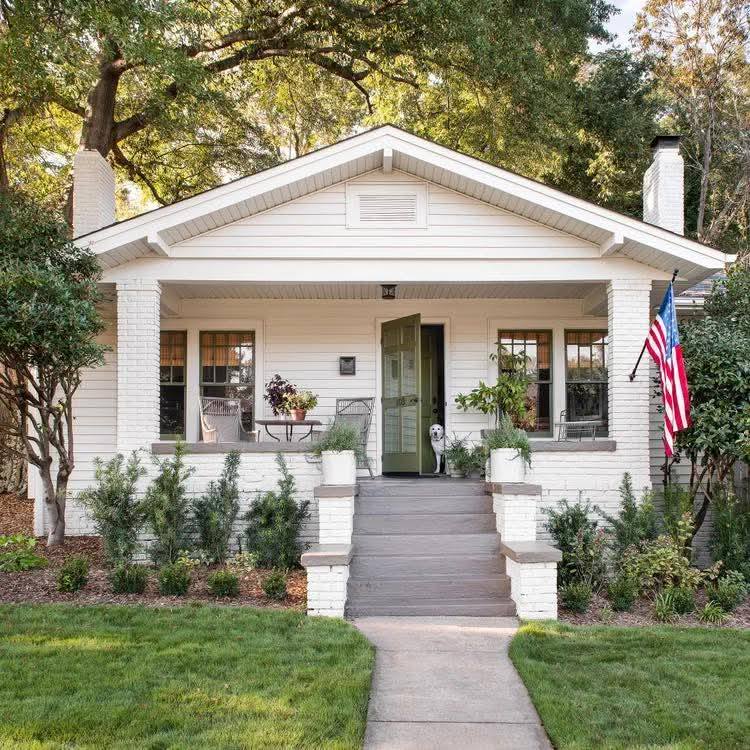 White Bungalow Cottage