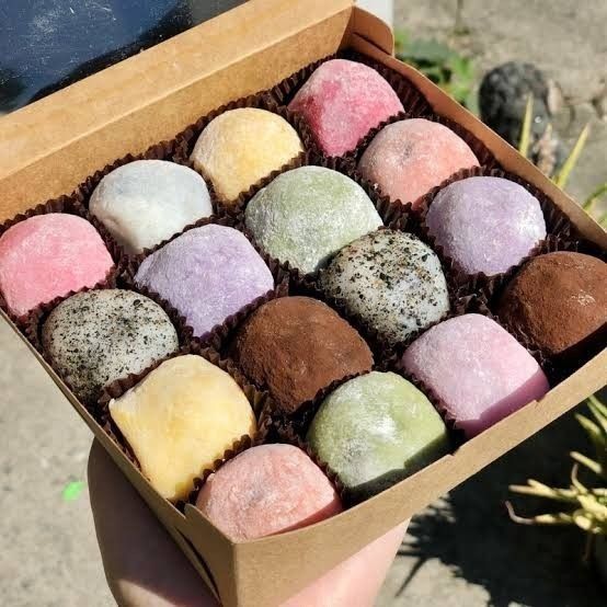 Colorful Mochi Box