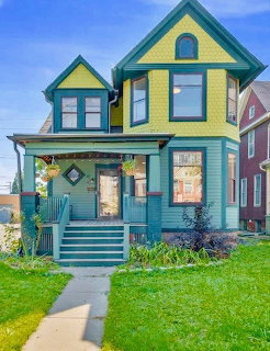 Queen Anne Revival House
