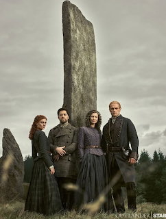Jamie Fraser and Claire Beauchamp from Outlander in 18th century Highland clothing