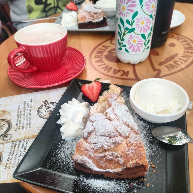 Dessert Cafe Table