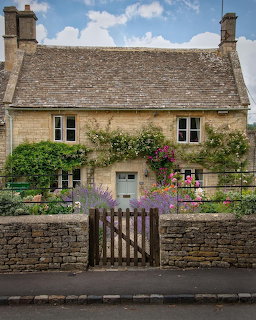 English Stone Cottage Garden