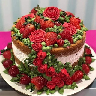 Strawberry Rose Cake