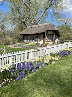 Thatched Roof Cottage Garden