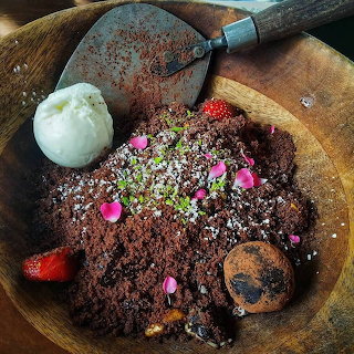 Chocolate Dirt Pile Dessert