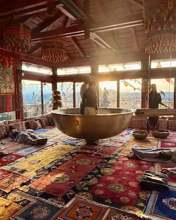Tibetan Singing Bowl Interior