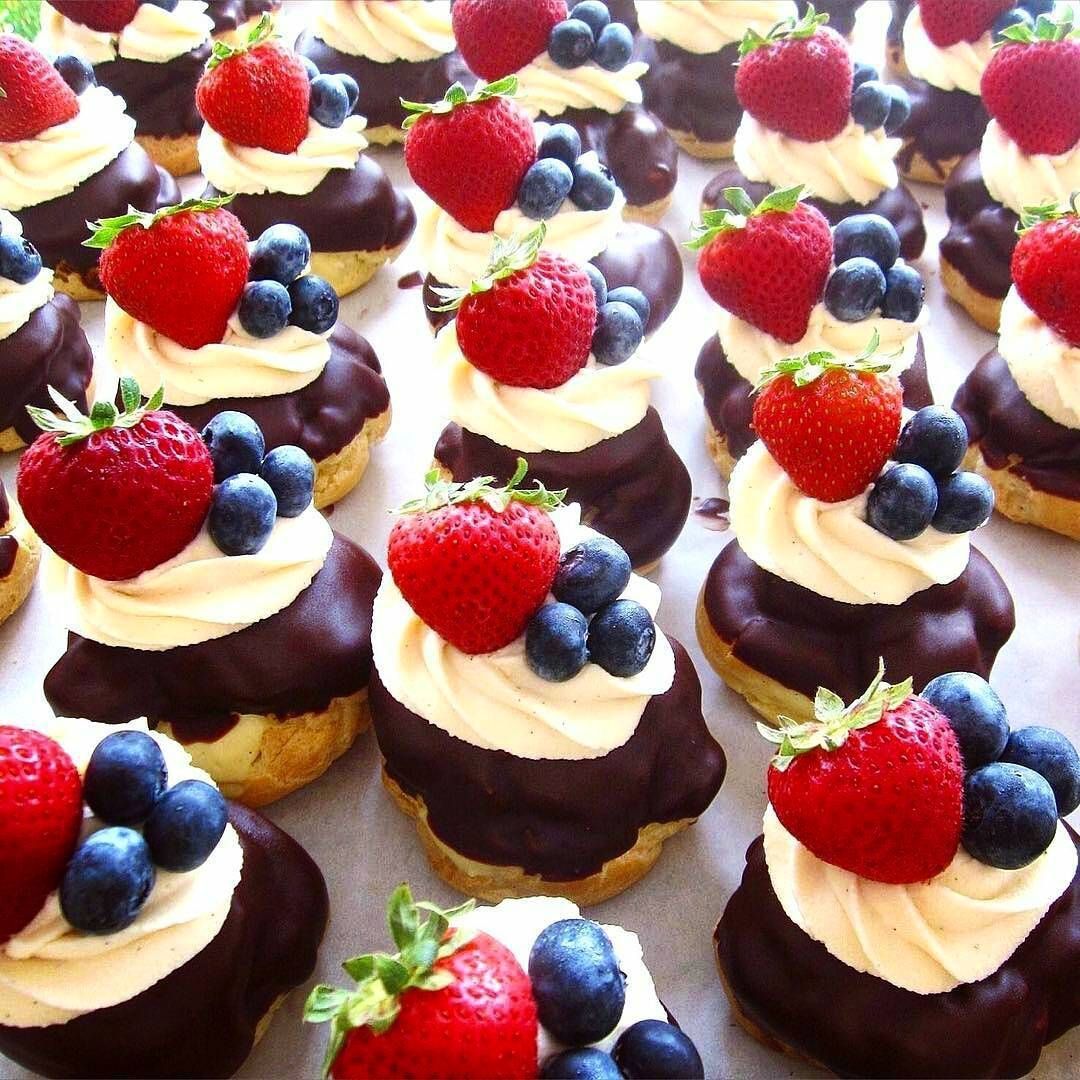 Chocolate Berry Pastries