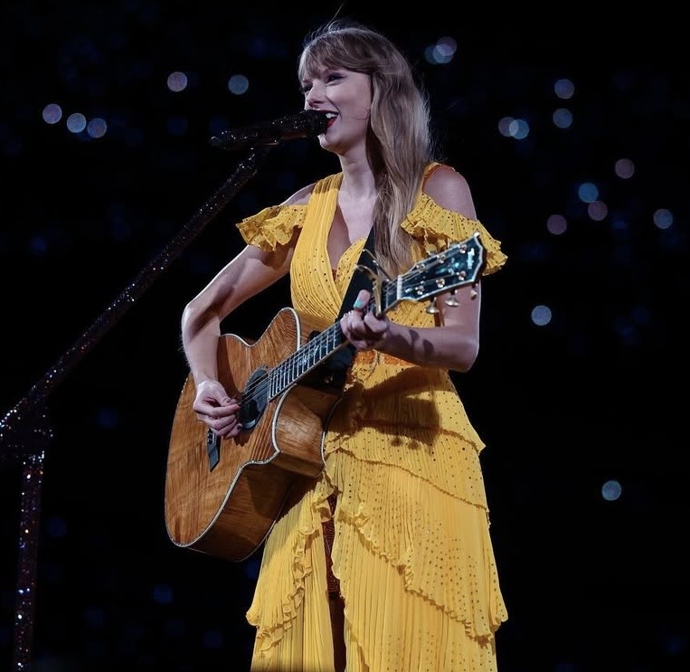 Taylor Swift Yellow Dress