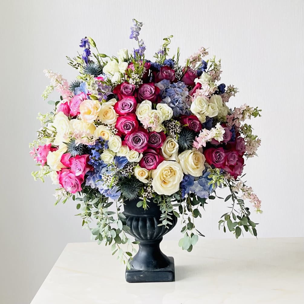 Elegant Mixed Flower Bouquet