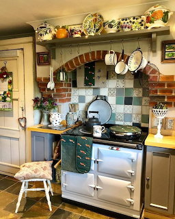 Cozy Cottage Kitchen