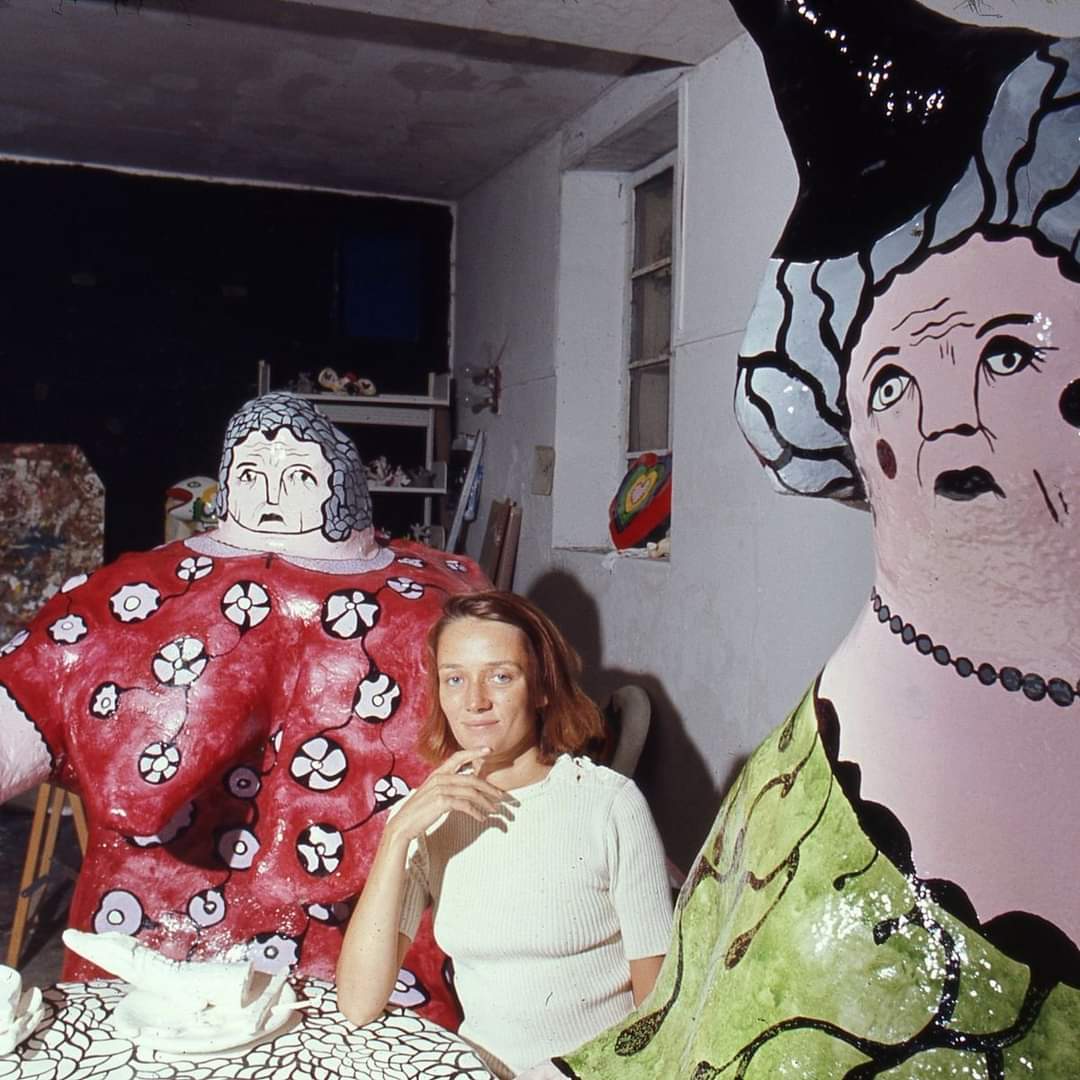 Les Nanas Sculptures