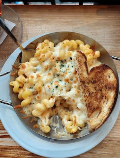 Mac and Cheese on Toast