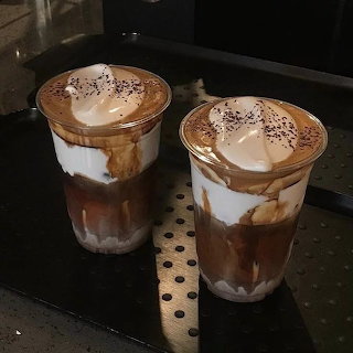 Einspanner Coffee Cups
