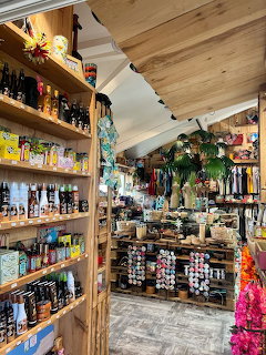 Tropical Gift Shop