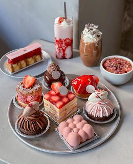 Assorted Desserts Tray