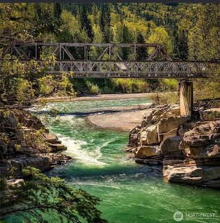 Bridge Over Green River