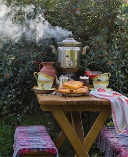 Garden Tea Table with Samovar