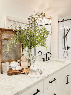 Beachy Bathroom Decor