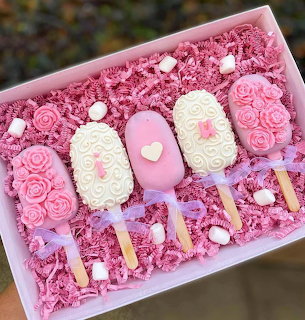 Valentine's Day Cakesicles