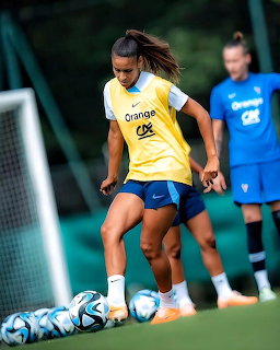 Maelle Lakrar Soccer Training