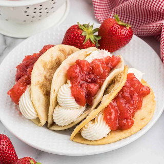 Strawberry Cheesecake Tacos
