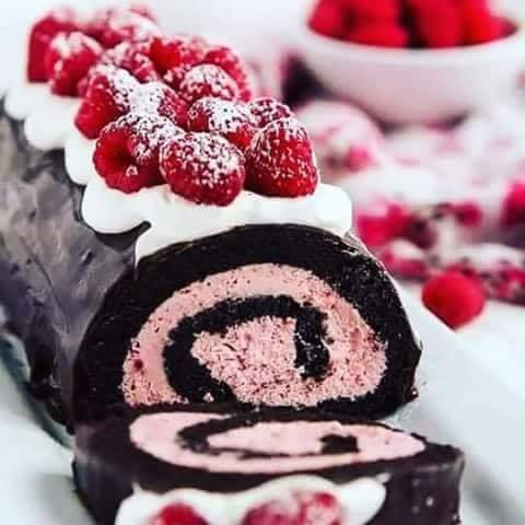 Chocolate Raspberry Cake Roll
