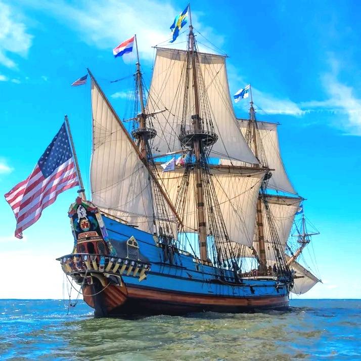 Kalmar Nyckel Tall Ship at Sea