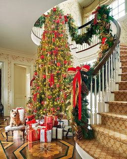 Christmas Tree Spiral Staircase Entryway