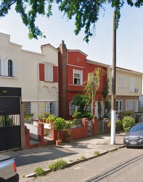 Townhouses Street View