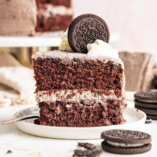 Chocolate Oreo Cake Slice