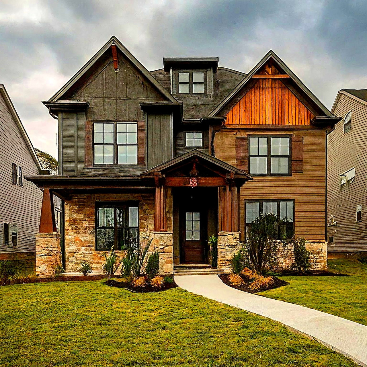 Craftsman Style Home Exterior