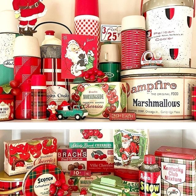 Vintage Christmas Shelf
