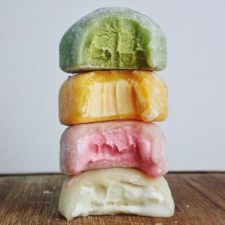 Rainbow mochi