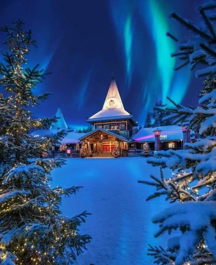 Snowy Cabin Aurora