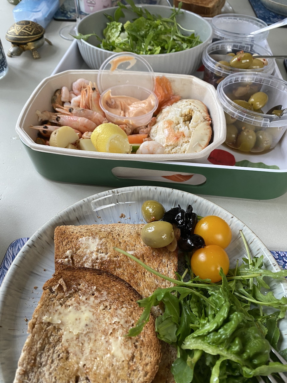 Seafood platter with shellfish, prawns and crustaceans on ice