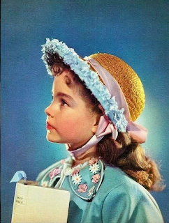 Girl Sunday Bonnet Bible