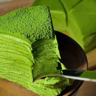 Matcha Crepe Cake