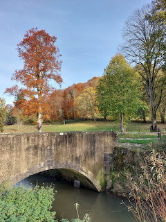 Autumn Stone Bridge Park