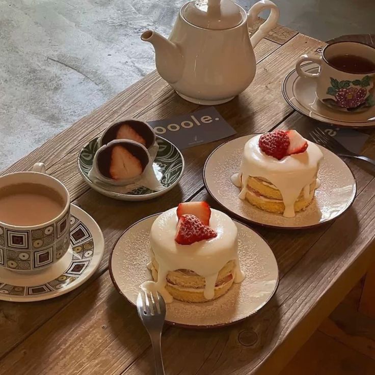Cafe Dessert Tea Setting