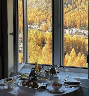 Breakfast by Window