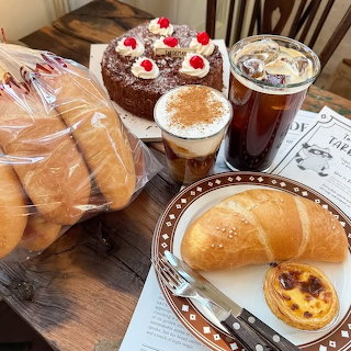 Cafe Desserts and Coffee