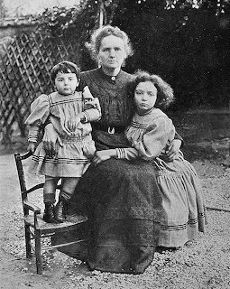 Marie Curie with Daughters 1908