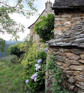 Stone Cottage Garden