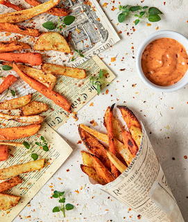 Roasted Carrots with Dipping Sauce