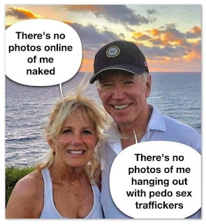 Couple Ocean Meme