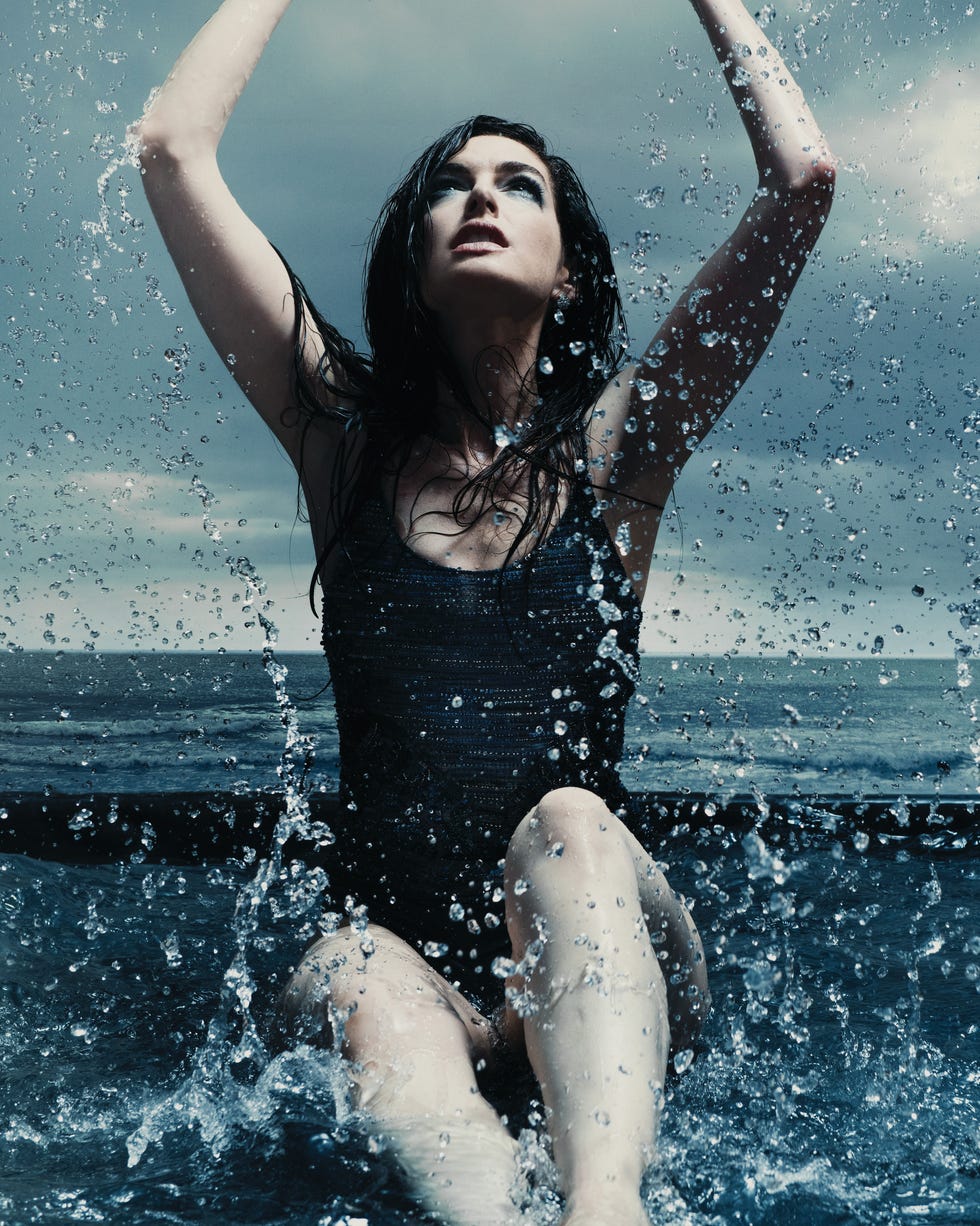 Anne Hathaway posing for Elle Summer 2026 magazine cover