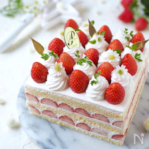 Strawberry Cream Cake