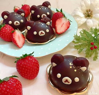 Bear Chocolate Strawberry Desserts