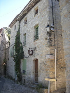 Vaison-la-Romaine Village