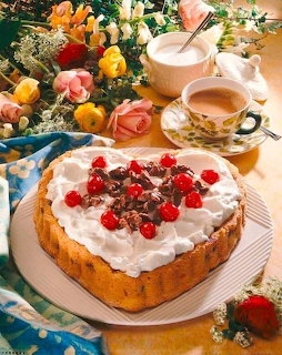 Heart-Shaped Berry Cake
